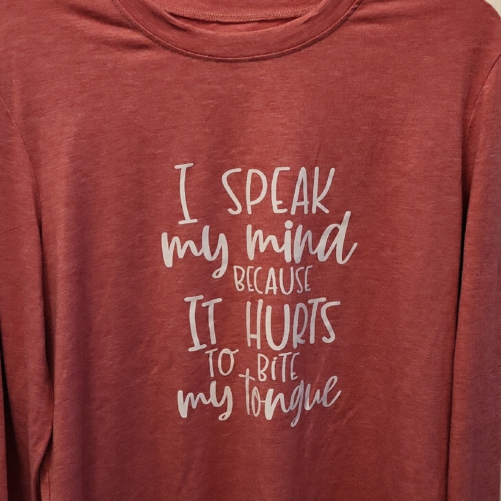 Tshirt Center Red Graphic Tee